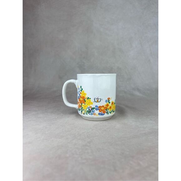 Vintage Sisters Floral Coffee Mug Sisters are Forever MCM - Picture 3 of 7